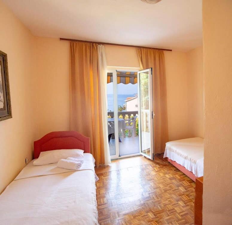 Apartments Dunja Sveti Stefan Bagian luar foto