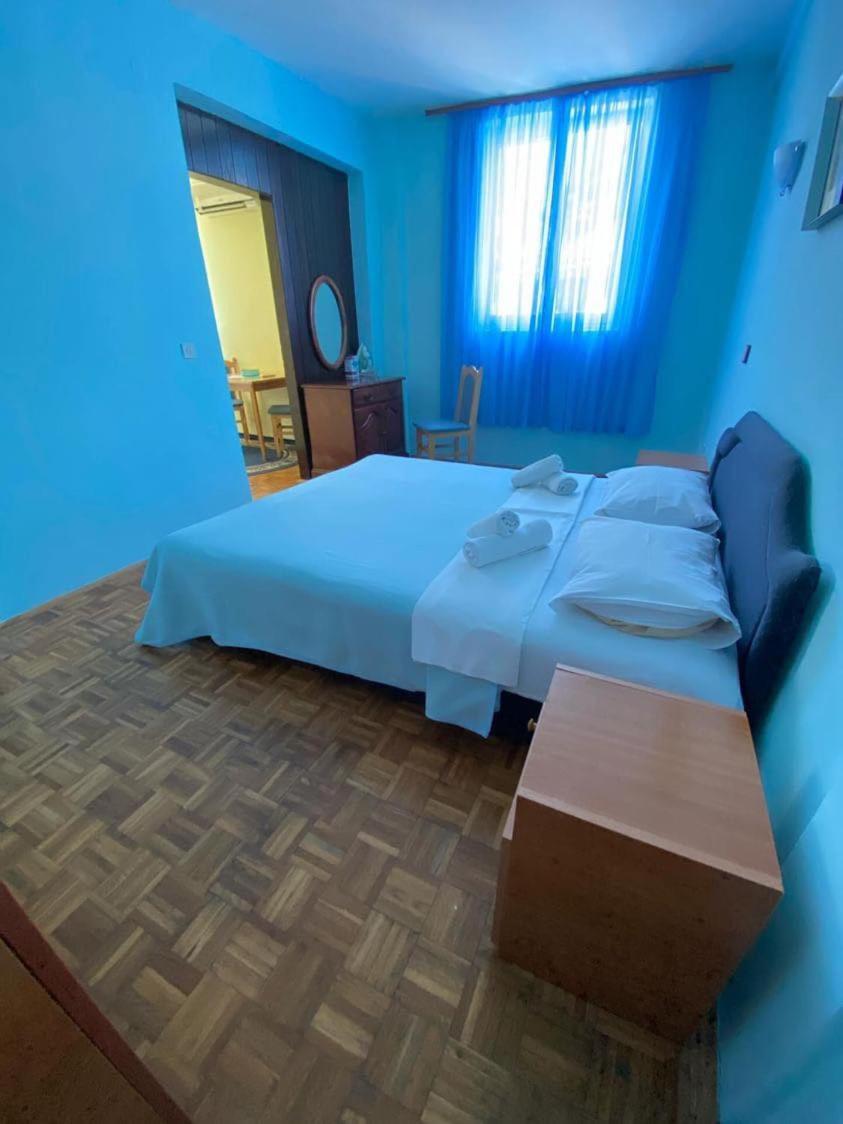 Apartments Dunja Sveti Stefan Bagian luar foto